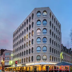 Western Premier Why Hotel Lila