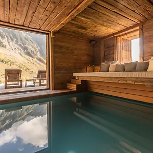 1864 Bed and breakfast Le Grand-Bornand